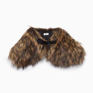Aritzia Faux Fur Natans Collar Shawl - O/S, new with tags still attached!